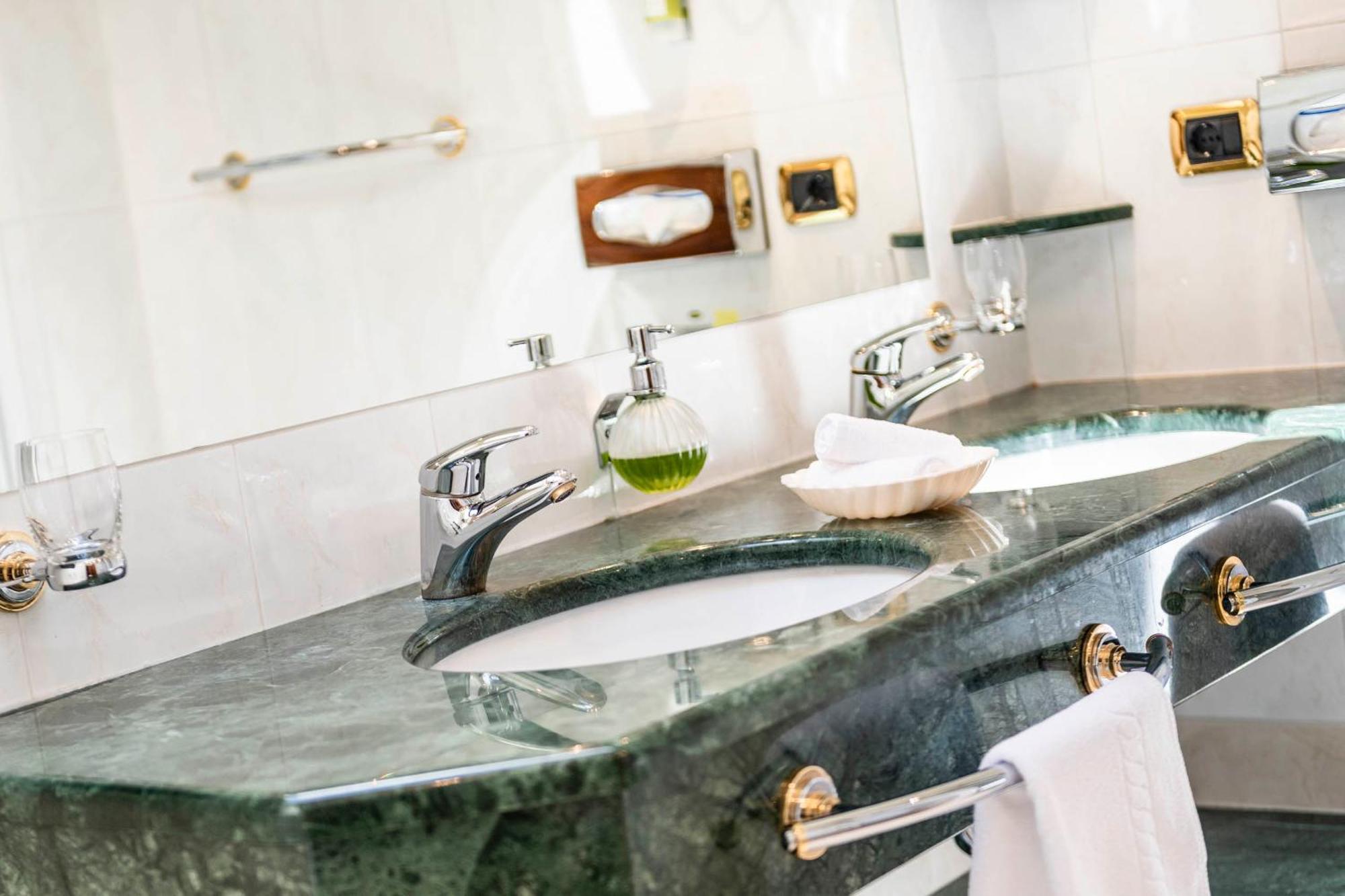 Romantik & Restaurant Stafler Hotel Vipiteno