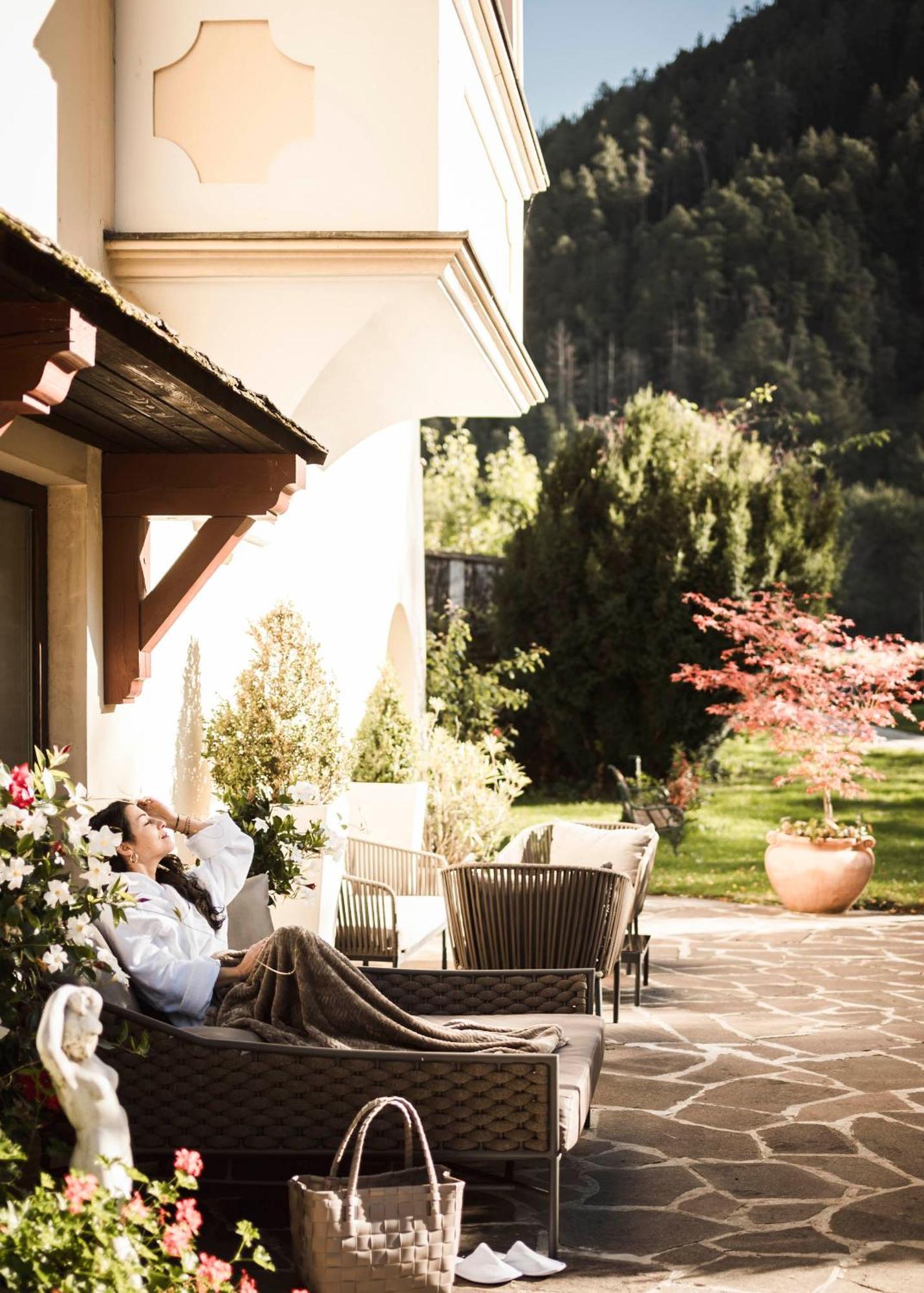 Romantik & Restaurant Stafler